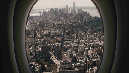 网易手机版:综合资讯互动平台