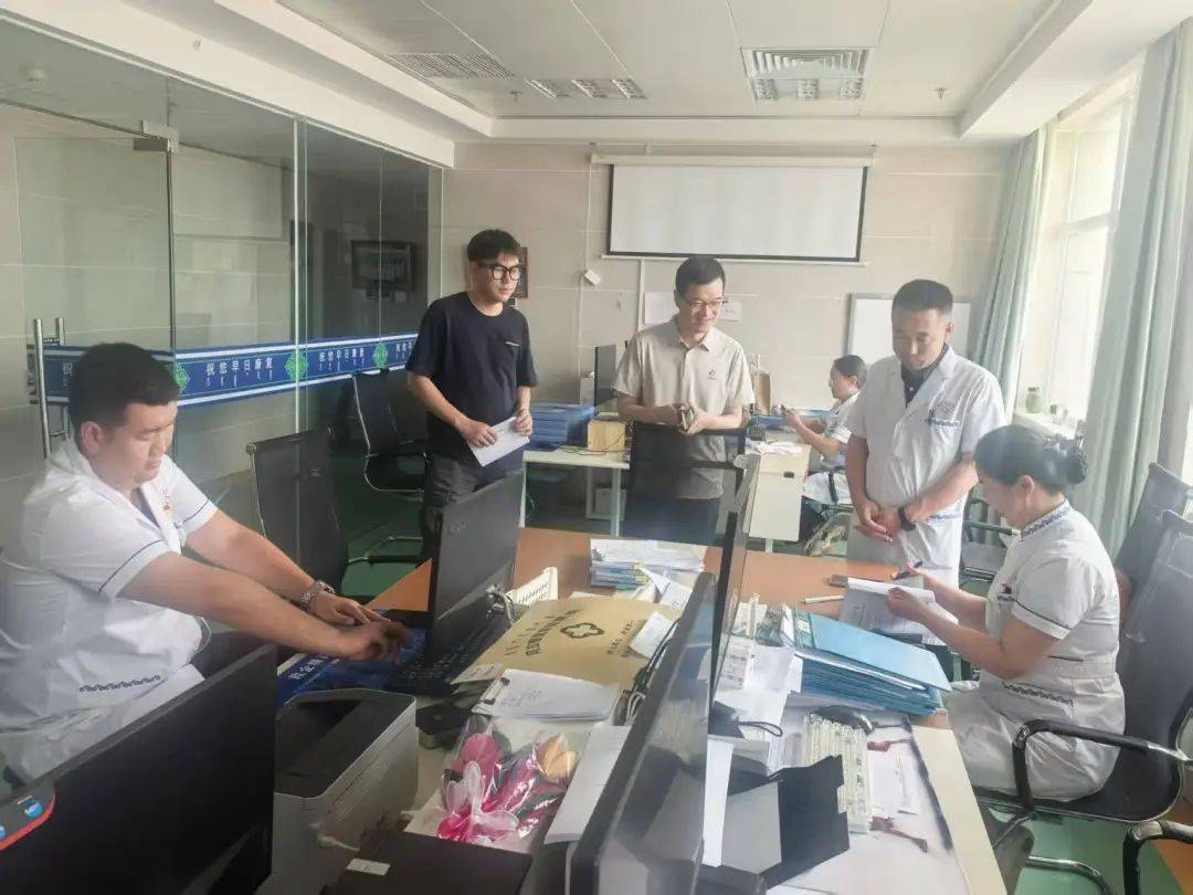【院内资讯】阿拉善盟蒙医医院信息科联合医务科开展病区信息化系统调研