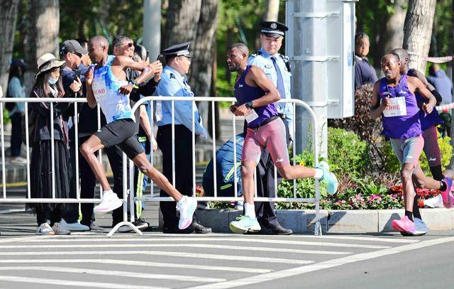 评论丨以奔跑之名 聚发展之气