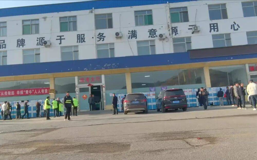 不识字也能轻松过四科?起底一驾校“文盲包过”生意:科目一考试,光标自己会动、5分钟答完93题